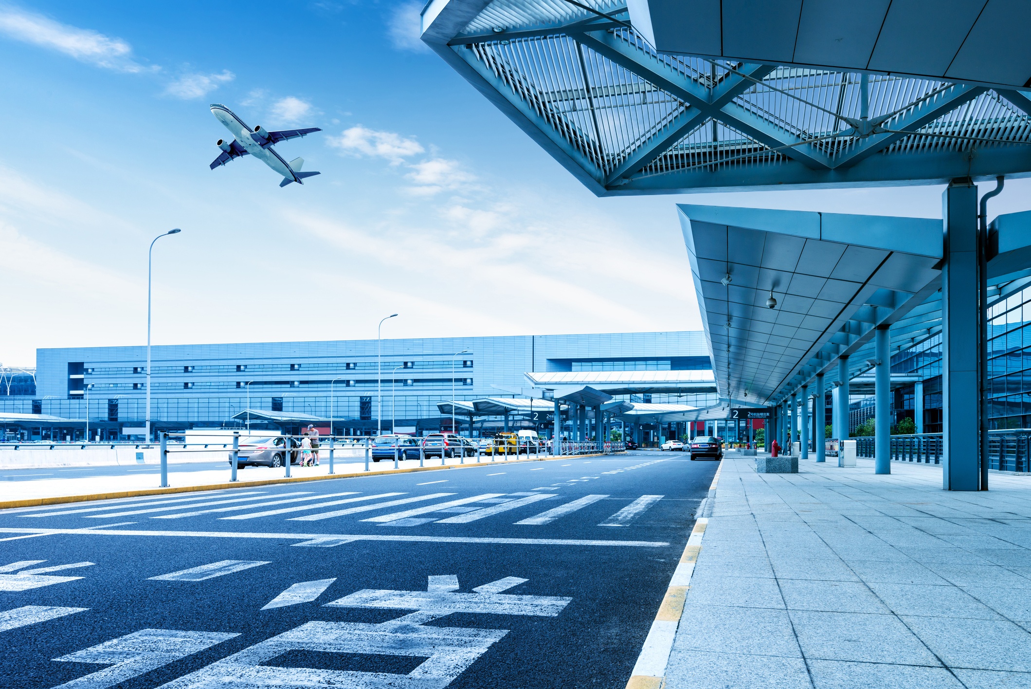 Cost-effective Perks to Minimize (and Maximize!) Business Travelers’ Airport Time