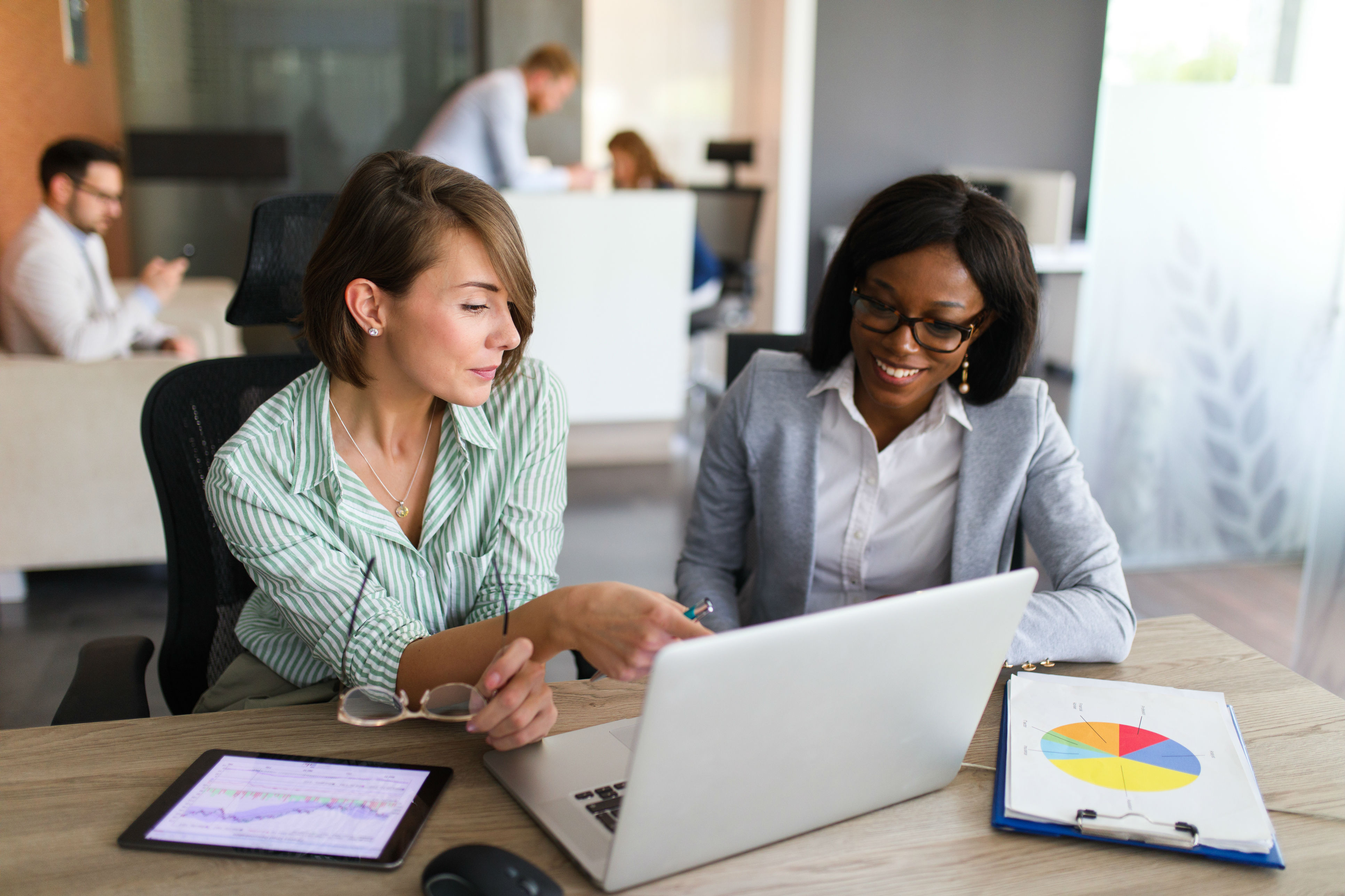 There When You Need It: Leverage Business Intelligence Data with Scheduled Reports